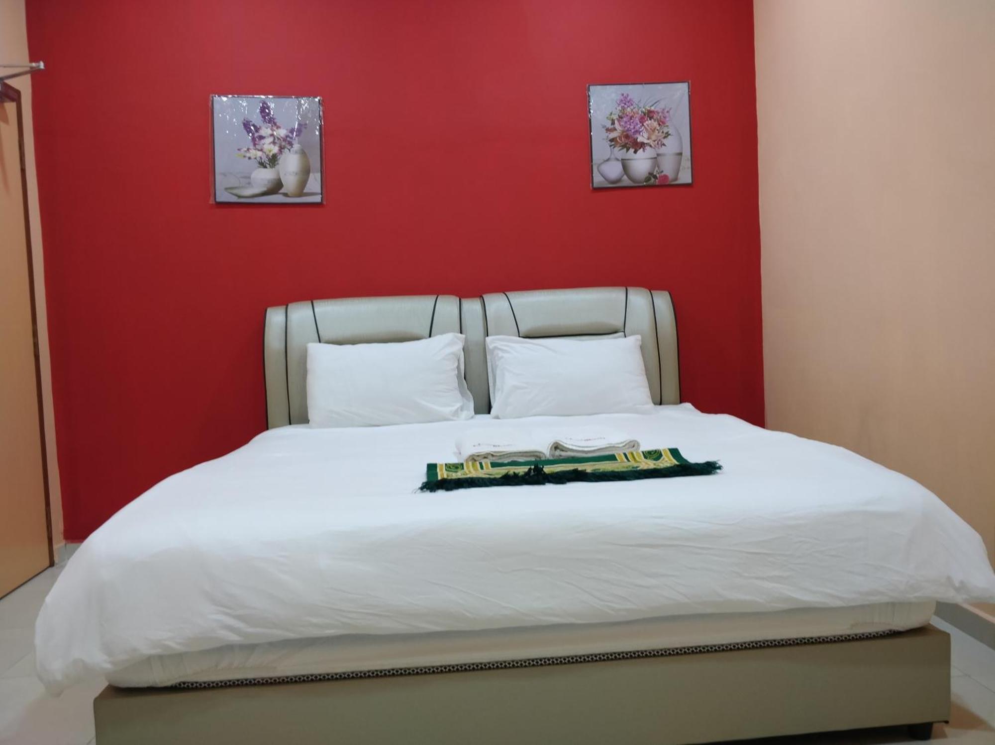 Hotel Puteri Miqaila Seri Iskandar Exterior photo