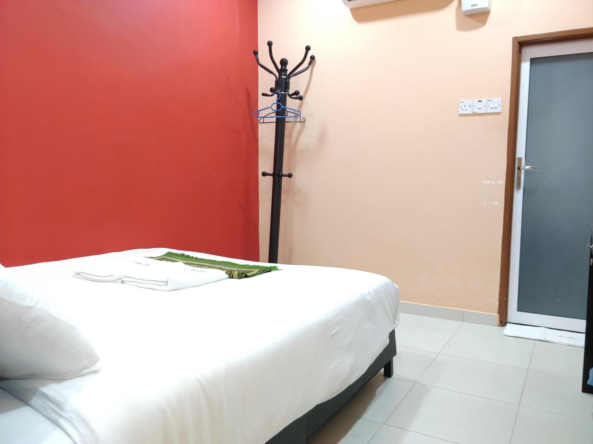 Hotel Puteri Miqaila Seri Iskandar Exterior photo